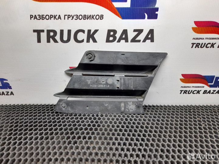 81416850096 Заглушка бампера правая