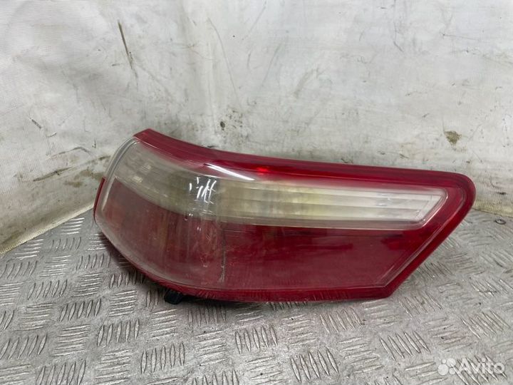 Фонарь задний правый Toyota Camry V40 2grfe 2010