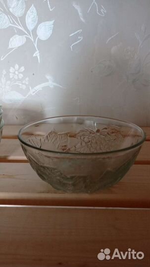 Миска стеклянная