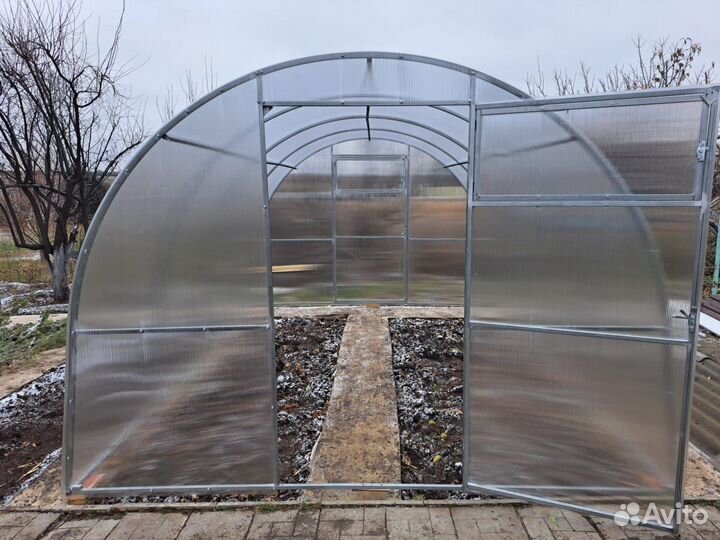 Теплица арочная 3х6