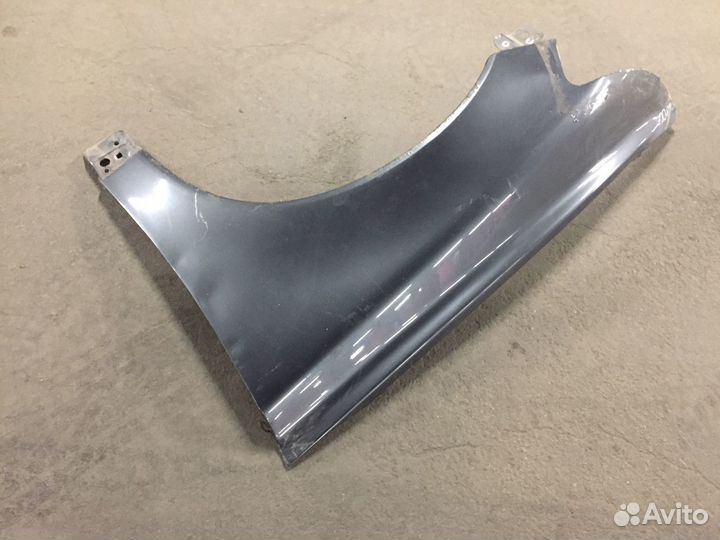 Крыло переднее левое повреждения Volvo S40 2 2010