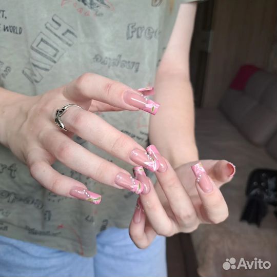 Маникюр/Наращивание ногтей/Укрепление ногтей