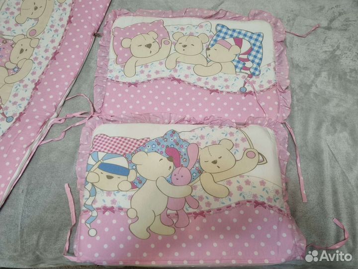 Бортики в детскую кроватку