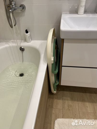 Ванночка для купания новорожденного