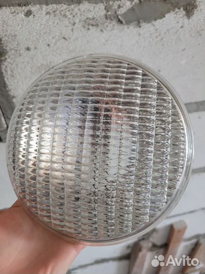 Лампа для бассейна, для использования под водой