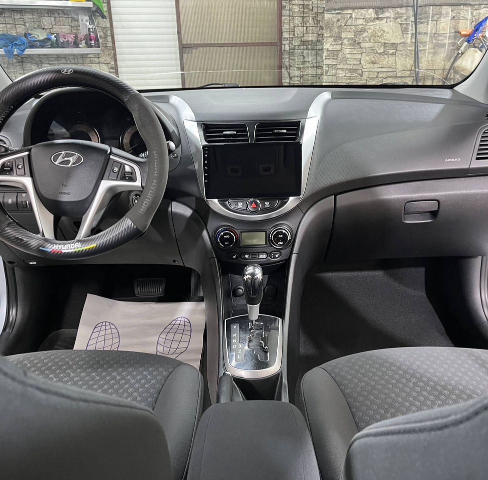 Hyundai Solaris: фото владельца