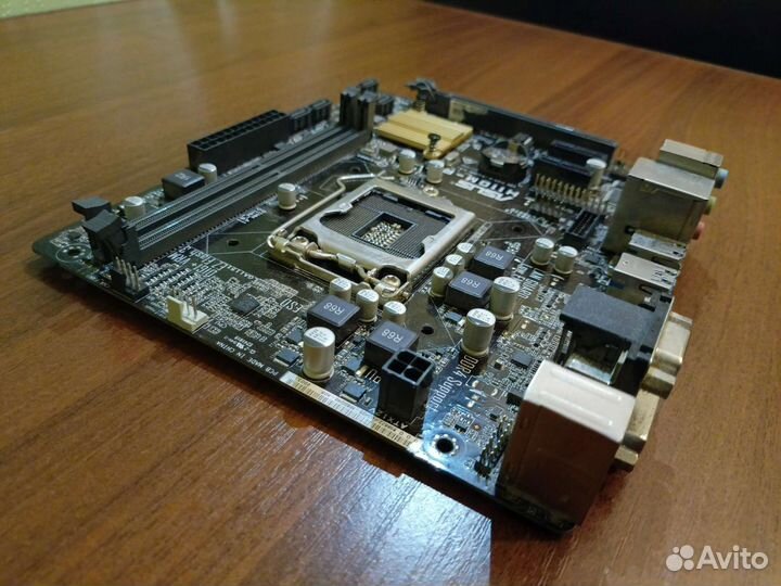 Материнская плата asus h110m
