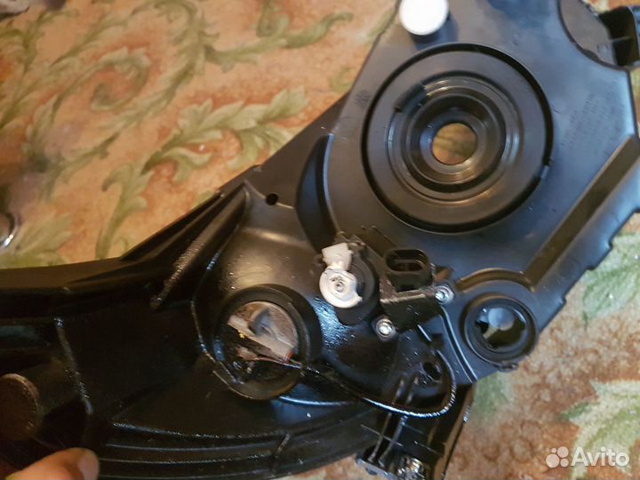 Продам блок фары на гранту фл