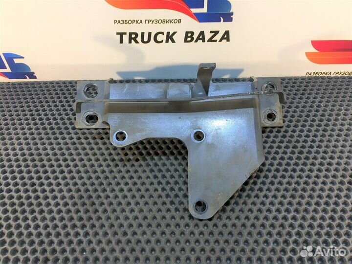 Кронштейн осушителя воздуха Daf XF105