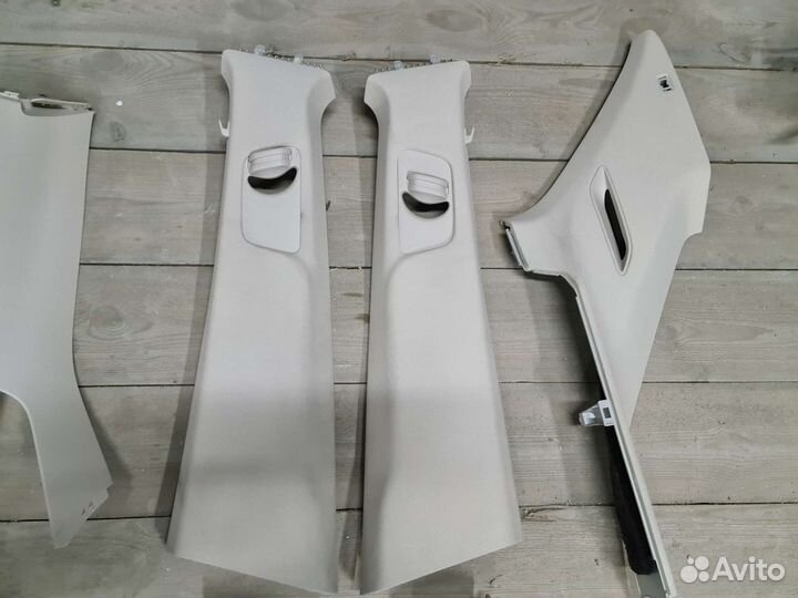 Накладки стоек Mercedes V167