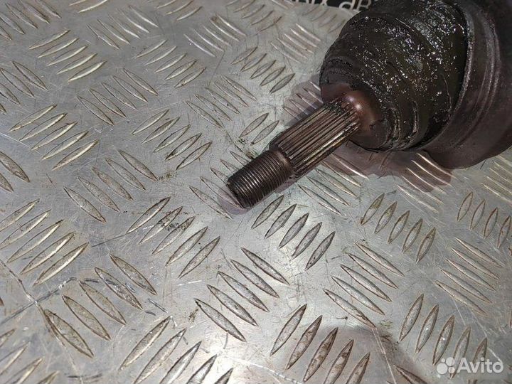 Привод левый Volkswagen Golf 3 1.6