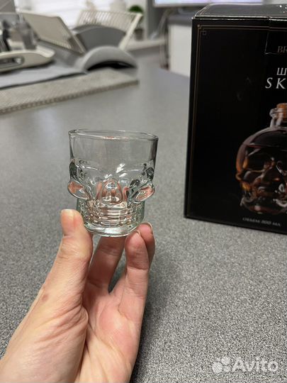 Штоф и стопки «Череп» skull