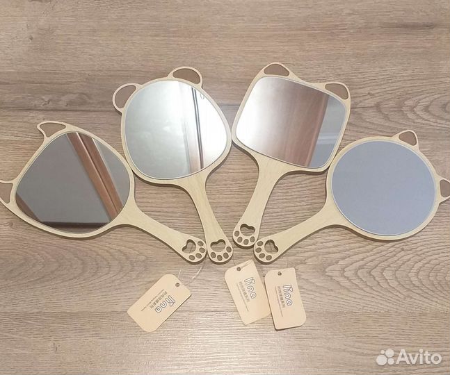 Зеркало с ручкой