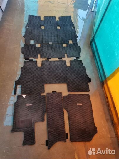 Коврики салона Noah 70