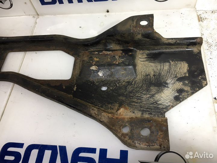 Подрамник Kia Rio 1 2000г