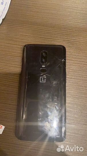 Телефон oneplus 6