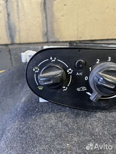 Блок управления печкой LADA Largus