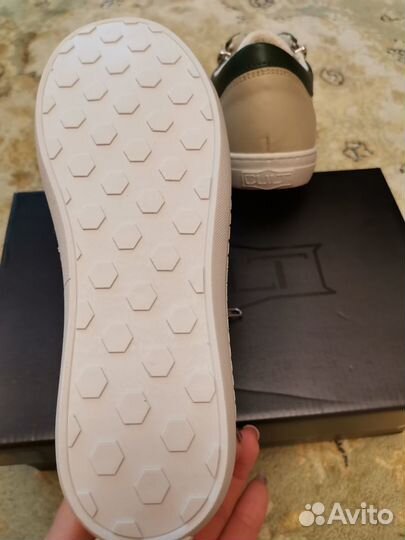 Спортивная обувь детская