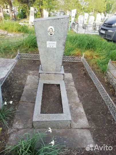 Уборка могил