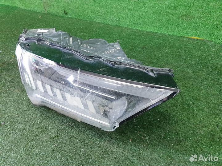 Фара правая Audi Q7/SQ7