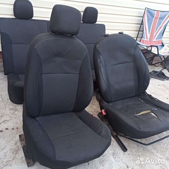Сиденья комплект Рено Логан 2