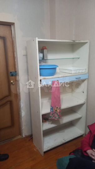 Комната 10 м² в 3-к., 1/3 эт.