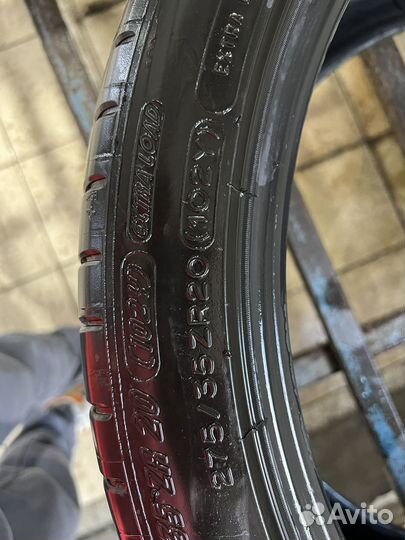 Michelin Pilot Super Sport 245/40 R20 и 275/35 R20 99Y