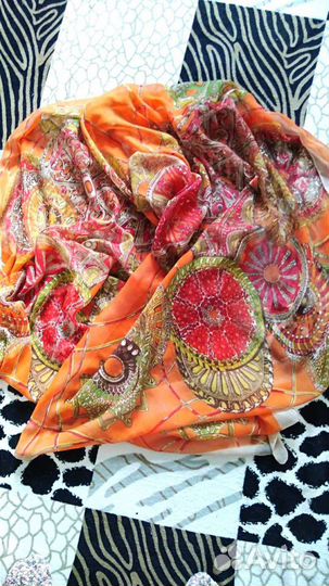 Женский шарф