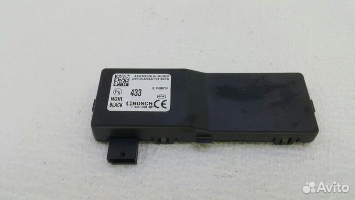 Блок управления центральным замком Opel Insignia