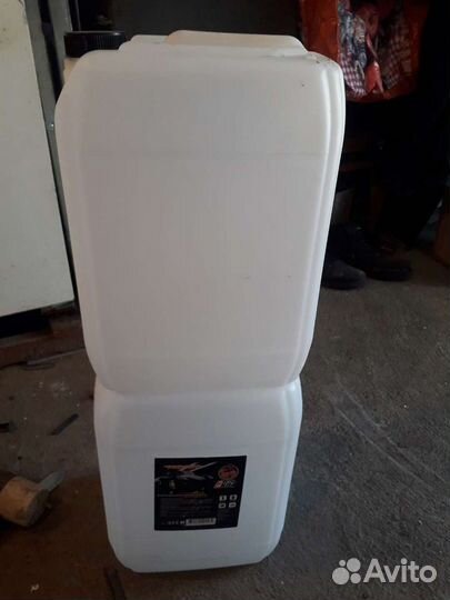 Канистра пластиковая 20 литров