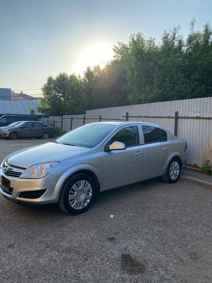 Opel Astra: фото владельца