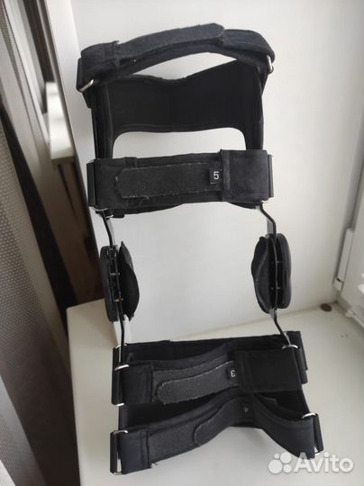 Ортез для коленного сустава