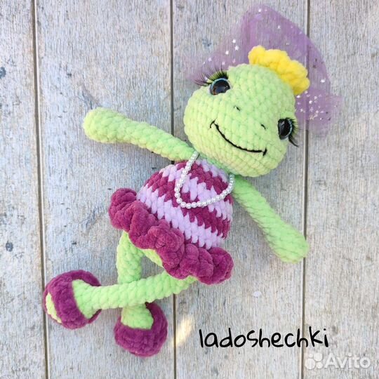 Вязаная игрушка Царевна лягушка Фифи