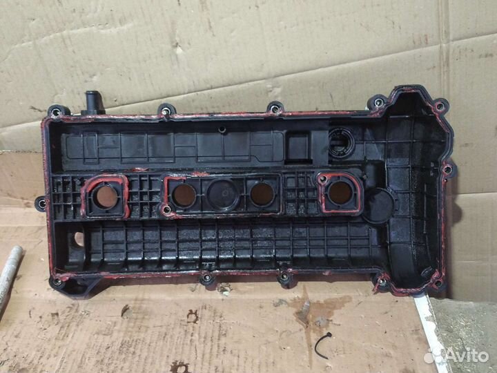 Клапанная крышка Mazda 5 2.0