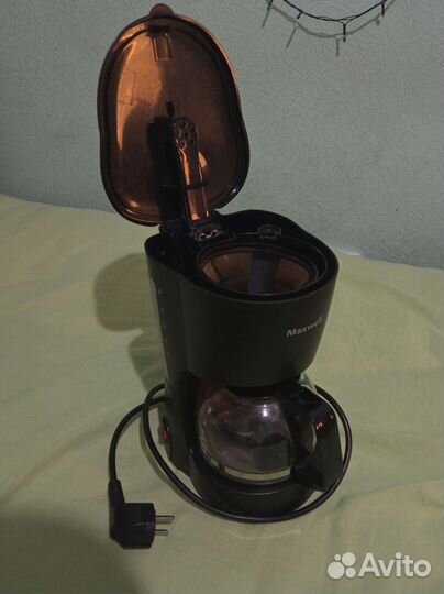 Кофеварка Maxwell MW-1657 BK