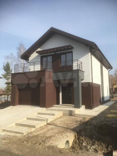 Коттедж 177 м² на участке 5,6 сот.