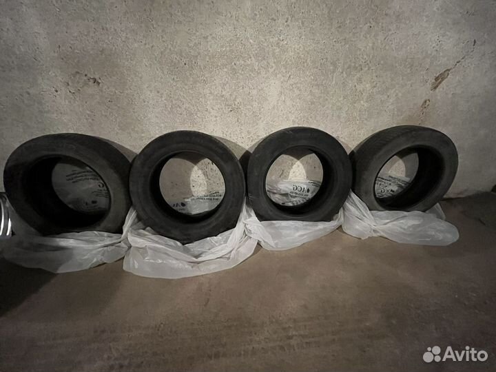 Michelin X-Ice 3 225/60 R18 100H