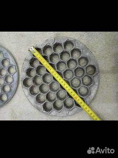 Пельменницы и молоток для отбивки мяса СССР