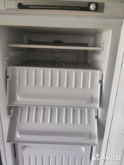 Холодильник бу indesit