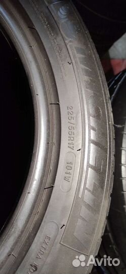 Michelin  Defender XT 225/55 R17 66F