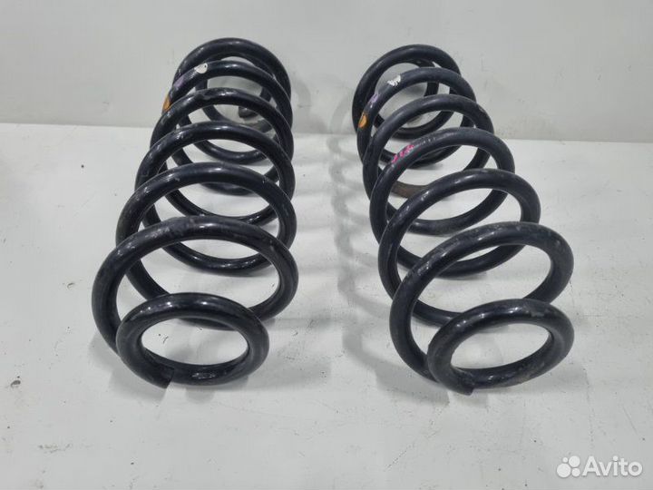 Пружина подвески задняя Volkswagen Tiguan 5N