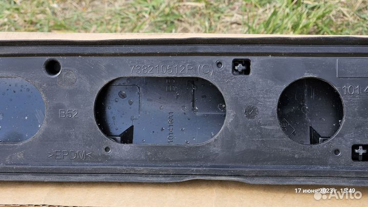 Рейлинг левый renault sandero