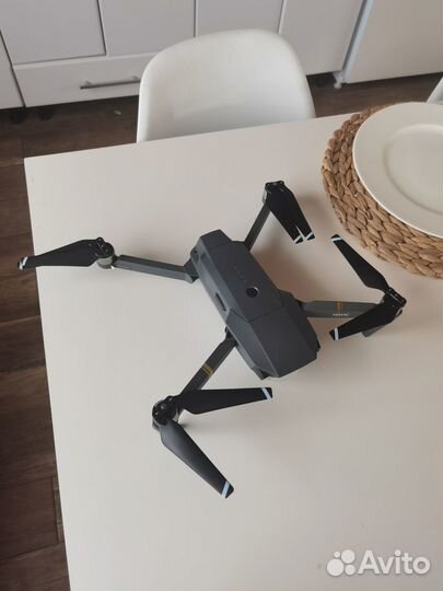 Квадрокоптер dji mavic pro