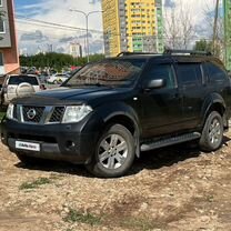 Nissan Pathfinder 2.5 MT, 2006, 530 000 км, с пробегом, цена 690 000 руб.