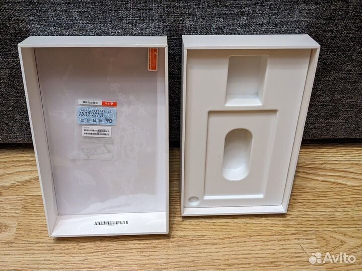 Коробка от Xiaomi Mi Pad 4