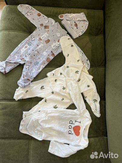 Одежда для новорожденных 50-56 пакетом