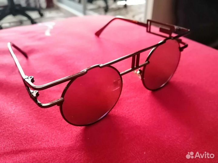 Солнцезащитные очки