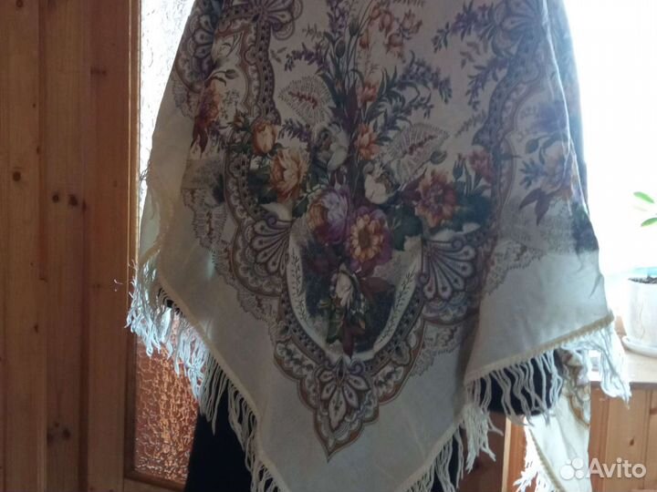 Павлопосадский платок новый
