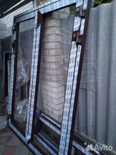 Дверь входная алюминиевая