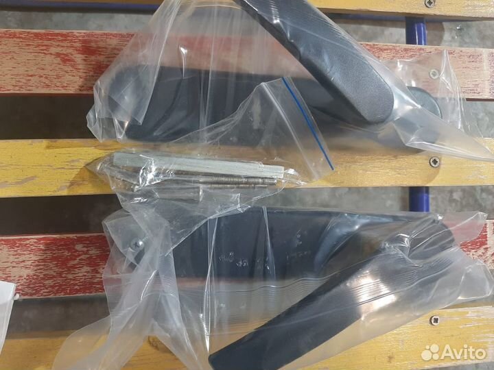 Дверные ручки новые